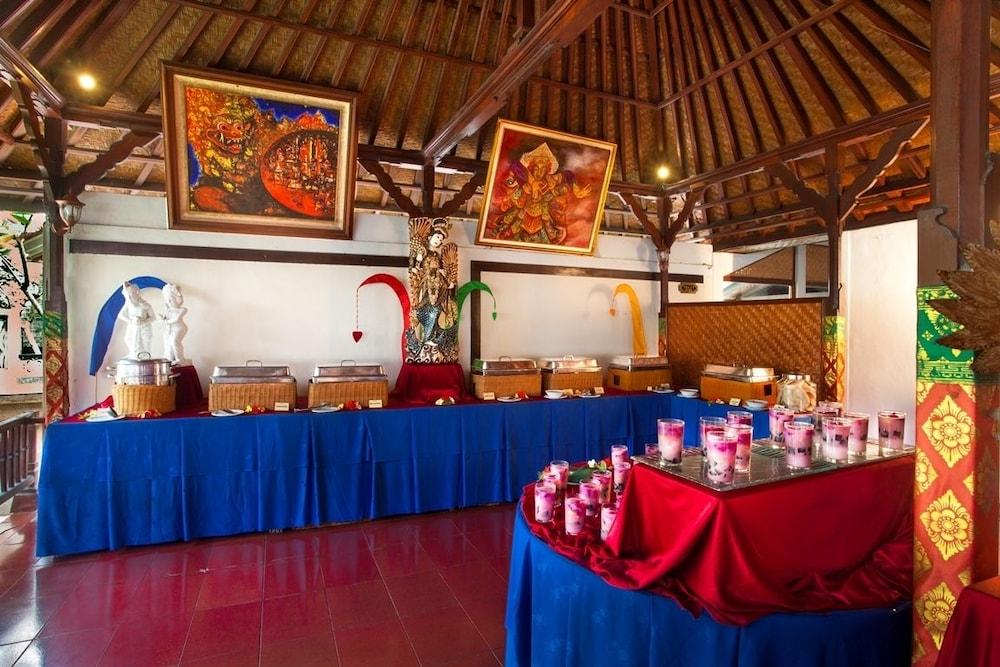 Bali Taman Beach Resort & Spa Lovina Булеленг Экстерьер фото