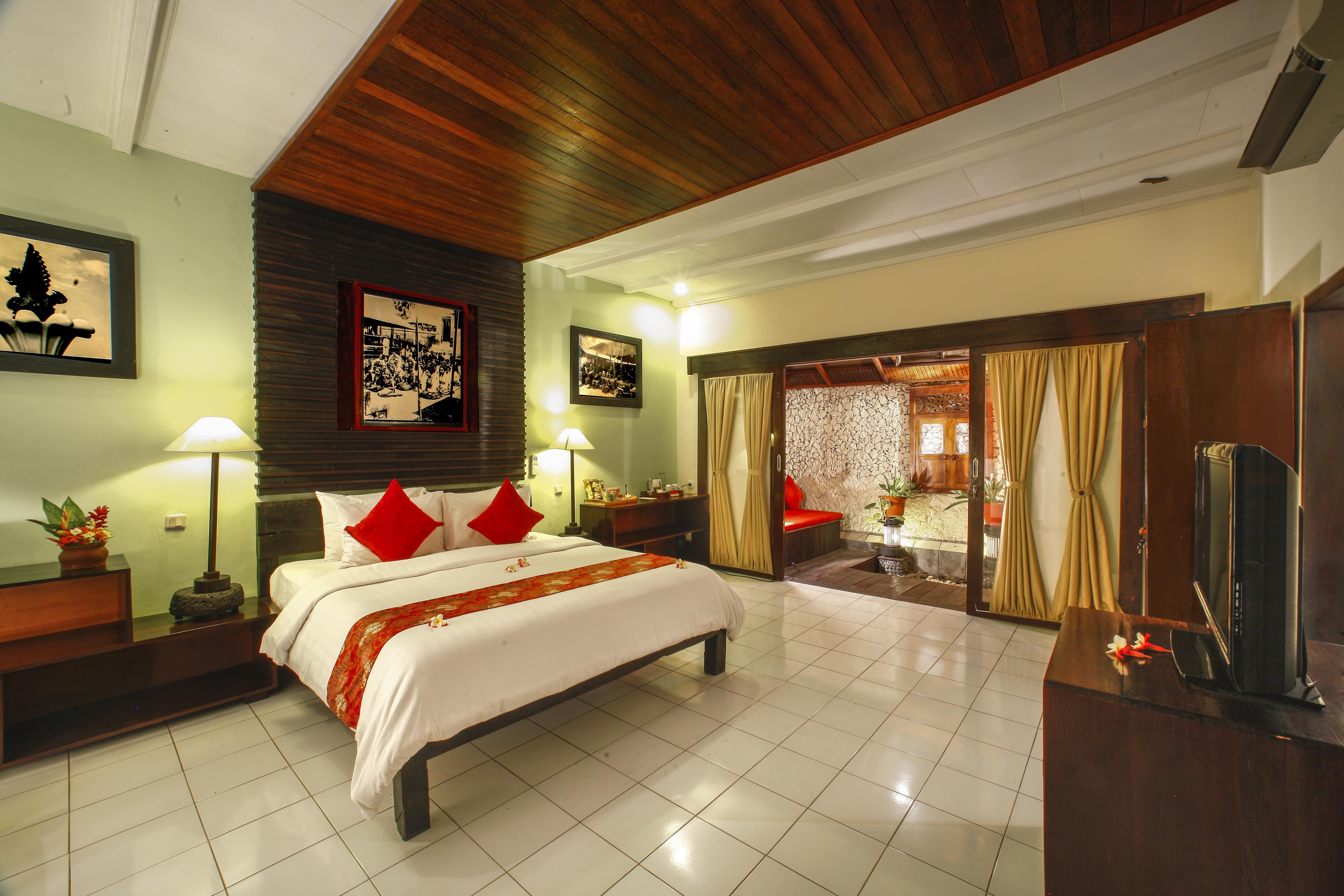Bali Taman Beach Resort & Spa Lovina Булеленг Экстерьер фото