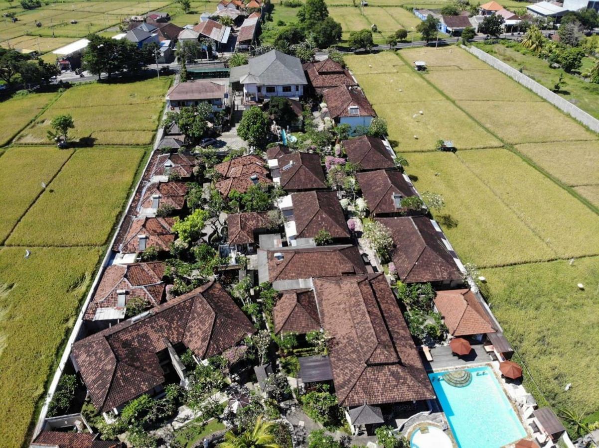 Bali Taman Beach Resort & Spa Lovina Булеленг Экстерьер фото
